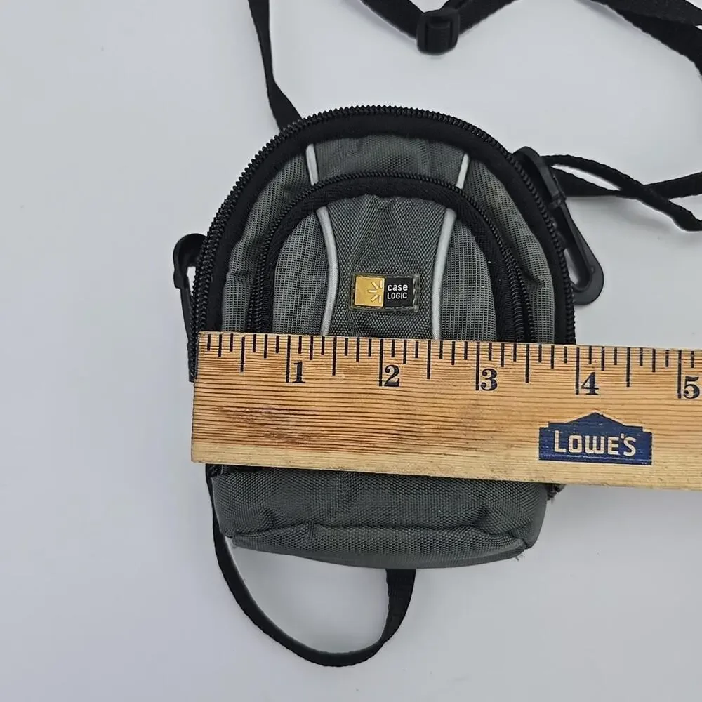 Case Logic Black Compact Camera Pouch Nylon, Padded, Belt Loop